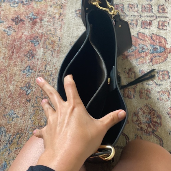 Vince Camuto Black Crossbody Bag - Picture 12 of 12